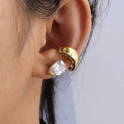 New Women Gold Color Asymmetric Korean  Clip Earring No Piercings Ear Clip Earring for Women Fashion Jewelry