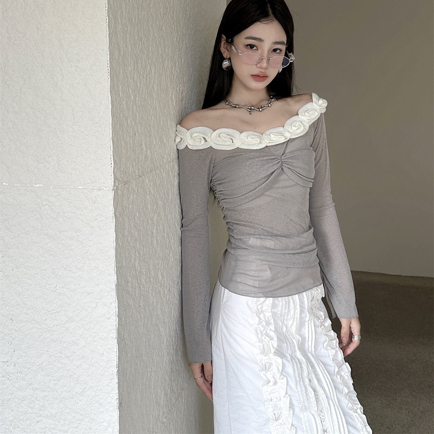 New One Shoulder Mesh Long Sleeve Ballet Style French Flower Edge Off Shoulder Sweet Girl Top