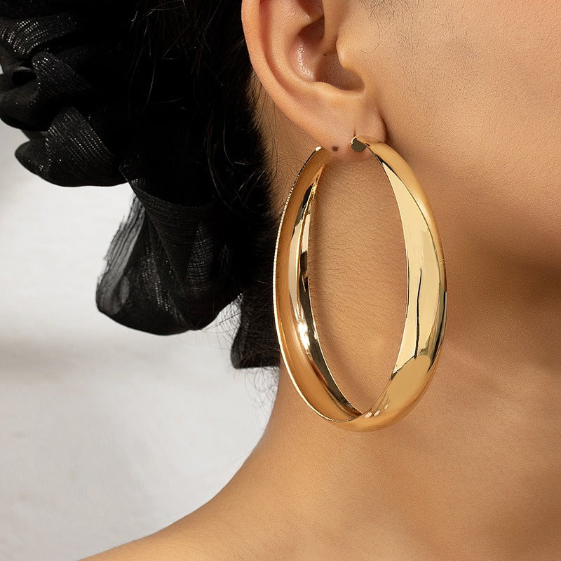 Large hoop earrings for women, exaggerated round ear studs, earrings jewelry